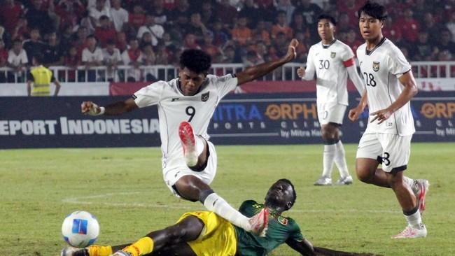 Indonesia cầm hòa đối thủ cực mạnh tại World Cup 730221