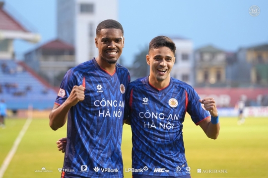 Thang Ninh Binh, CAHN closes in on V-League championship