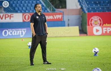 European coach threatens to quit V.League after receiving unfavorable decision