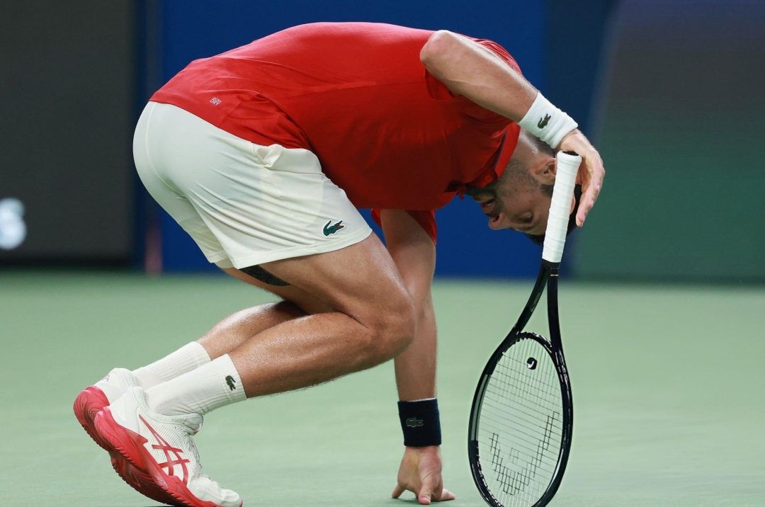 Djokovic lost to a player who previously faced Ly Hoang Nam, ending his dream of winning the Shanghai Masters