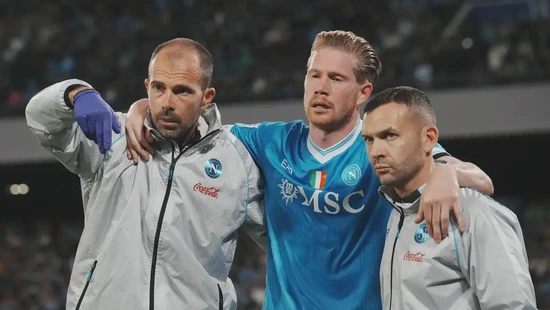 Napoli rises to the top amid uncertainty