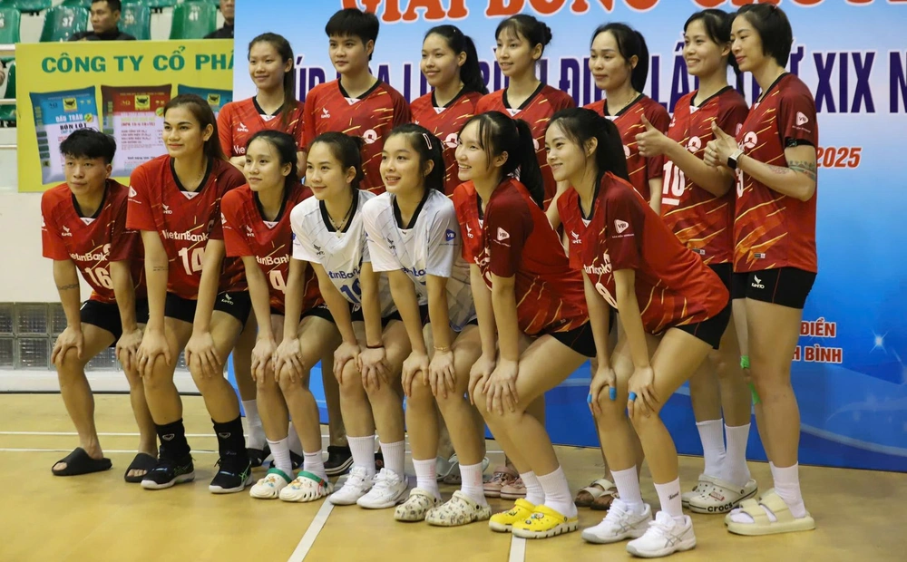 Sanest Khánh Hòa thua Thể Công Tân Cảng 0-3 ở giai đoạn 2 giải bóng chuyền VĐQG 2025