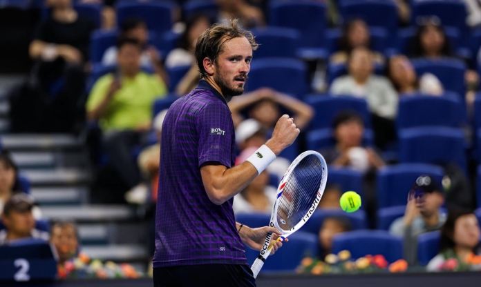 ATP nhận sai, đứng về phía Medvedev trong trận thua tay vợt gốc Việt