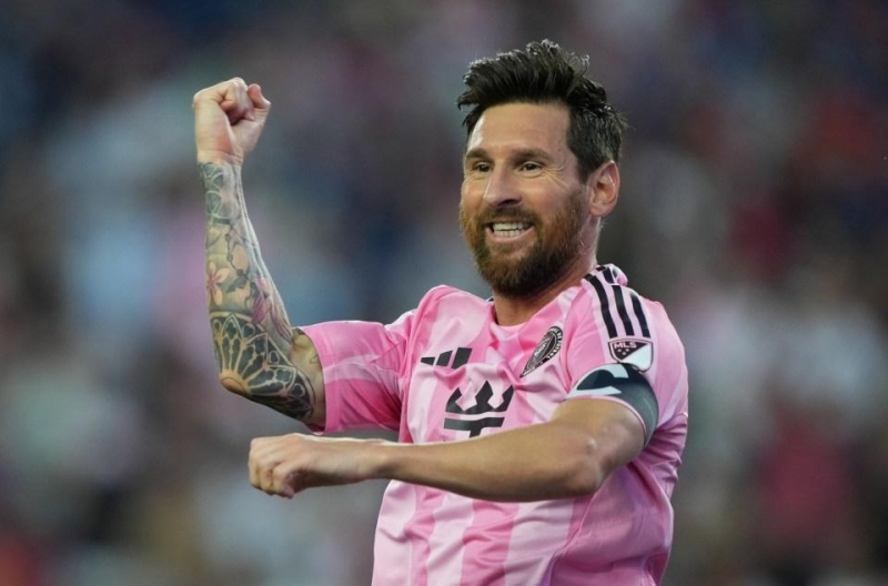 Transforming into a hero, Messi immediately receives recognition from MLS.