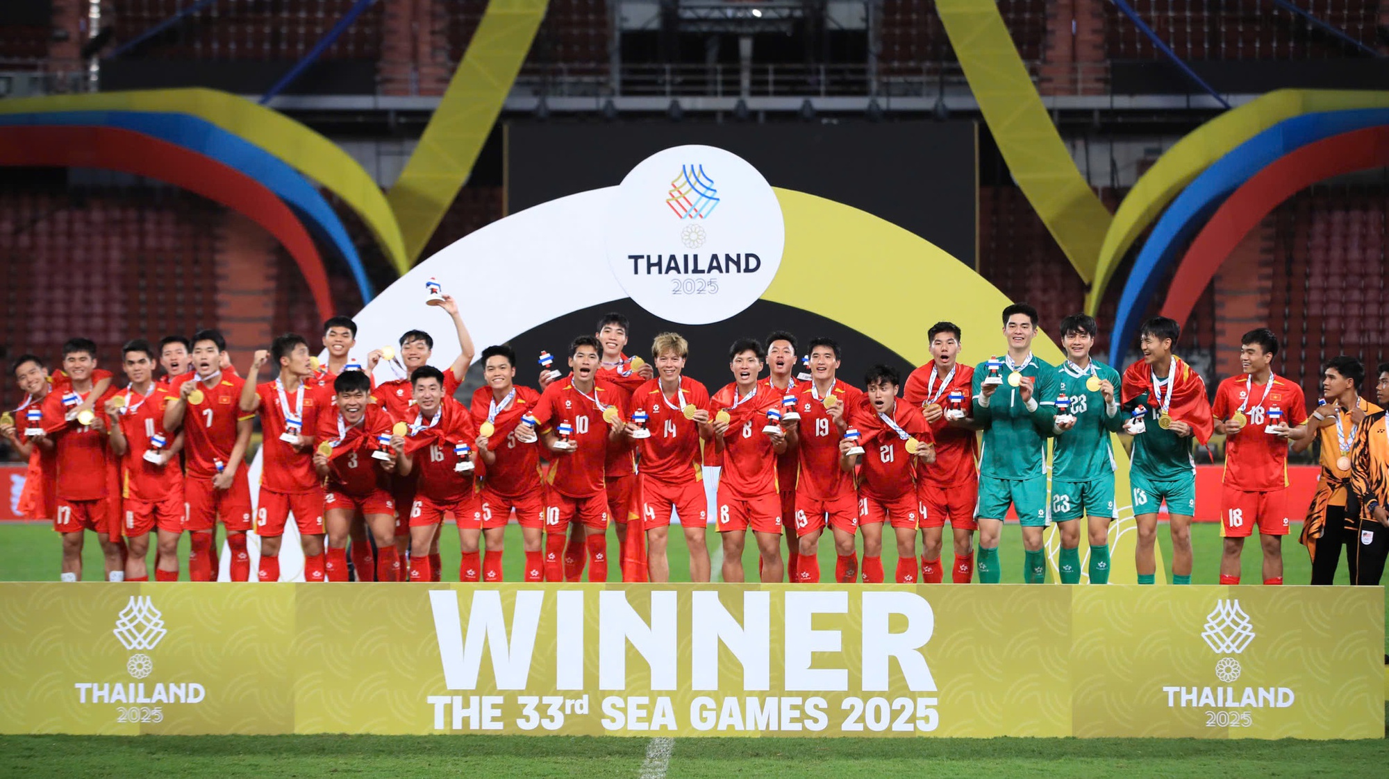 U22 Việt Nam giành HCV SEA Games 33: Thắng không kiêu!