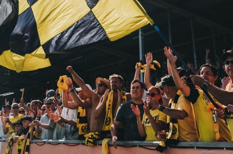 A village-level football team makes history by winning the European national championship.
