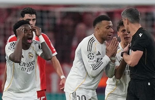 Real Madrid faces a second consecutive trophy-less season.