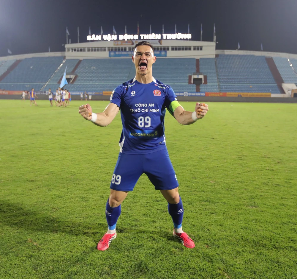 Tin nóng bóng đá Việt Nam hôm nay 23/6: Patrik Lê Giang gửi lời nhắn tới Nguyễn Filip; Tốp đầu futsal VĐQG giữ nguyên thứ hạng - Ảnh 1. Tin nóng bóng đá Việt Nam hôm nay 23/6: Patrik Lê Giang gửi lời nhắn tới Nguyễn Filip; Tốp đầu futsal VĐQG giữ nguyên thứ hạng - Ảnh 1.