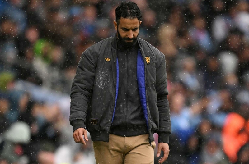 Former Manchester United star criticizes Ruben Amorim for lack of tact, harming the locker room