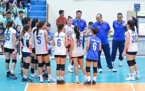 Vietnamese volleyball beauty queen and teammates receive good news, Coach Tuan Kiet faces a major challenge