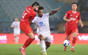 Xuan Son adrift amid Nam Dinh FC's 'crisis'