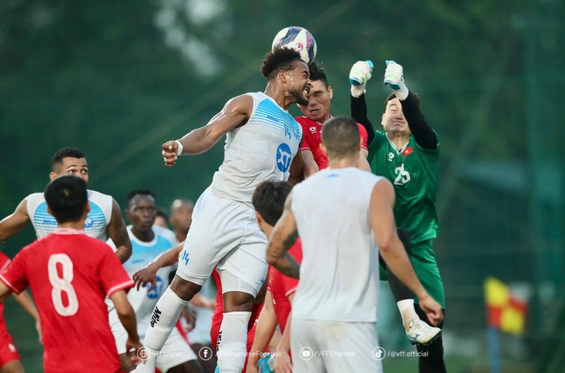 Vietnam National Team to face Xuân Son&#39;s all-foreign star lineup