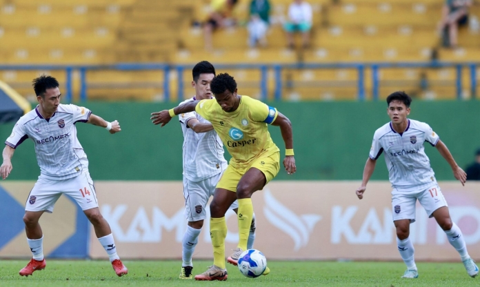 Hòa Becamex TP HCM, Thanh Hóa vẫn thắng ở V-League
