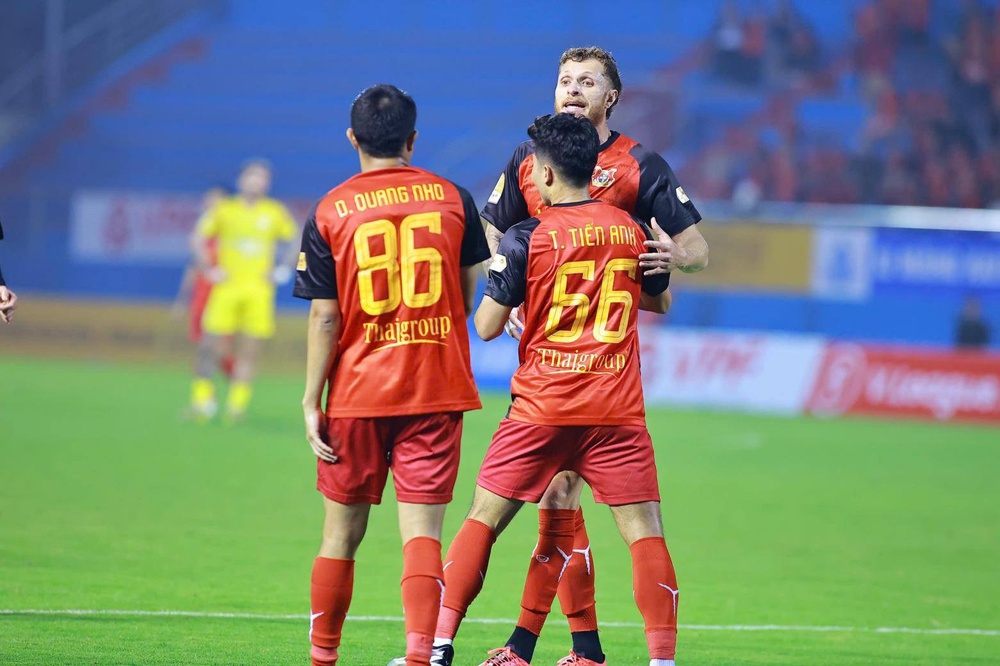 Đội bóng của Hoàng Đức thắng chật vật, Viettel khẳng định đẳng cấp ở tứ kết cúp Quốc gia - Ảnh 1.