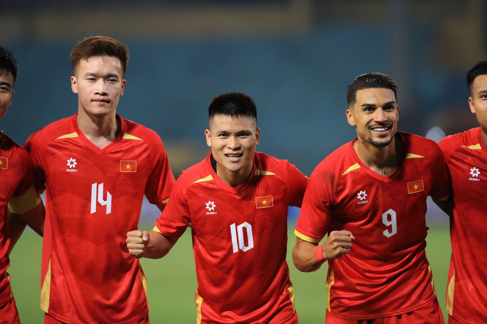 Giao hữu FIFA Days, Việt Nam 3-0 Bangladesh: Chạy đà hoàn hảo - Ảnh 1. Giao hữu FIFA Days, Việt Nam 3-0 Bangladesh: Chạy đà hoàn hảo - Ảnh 1.