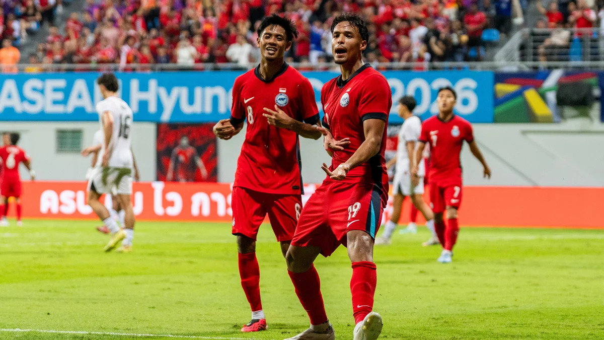 Ilhan tiếp nối di sản của cha, quyết đưa Singapore vào bán kết ASEAN Cup 2026 - Ảnh 1. Ilhan tiếp nối di sản của cha, quyết đưa Singapore vào bán kết ASEAN Cup 2026 - Ảnh 1.
