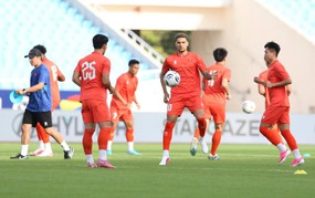 Hot Vietnamese football news today 31/7: Vietnam national team faces Singapore; Pedro Henrique leaves The Cong Viettel