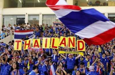 Thai fans reacted fiercely to Vietnam's 6-0 victory over a Korean team.