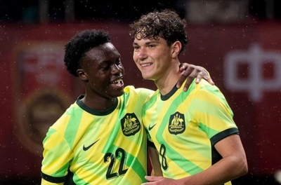 Australia 'scored' all four goals, Vietnam bitterly eliminated from Southeast Asian tournament