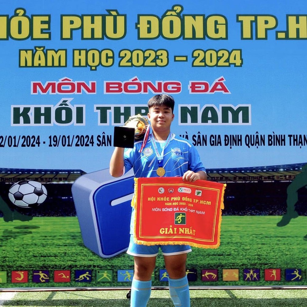 Tâm sự CĐV Việt Nam gây sốt ở Indonesia: Tình yêu với Thể Công Viettel vượt qua nỗi sợ ở chảo lửa - Ảnh 2. Thể Công Viettel