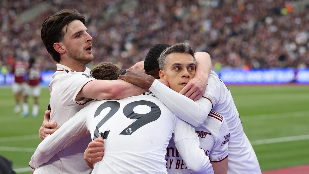 Cuộc đua vô địch Ngoại hạng Anh: Định mệnh gọi tên Arsenal - Ảnh 1. Cuộc đua vô địch Ngoại hạng Anh: Định mệnh gọi tên Arsenal - Ảnh 1.