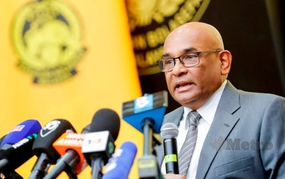 AFC has not decided on the additional slot for the Champions League Elite, Vietnamese football 'holds its breath'