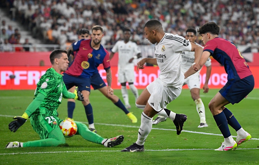 Trụ cột Barca không muốn ra sân đối đầu Real 728774