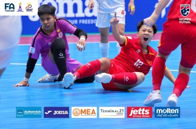 A stunning comeback, Vietnam's national team secures a semifinal spot