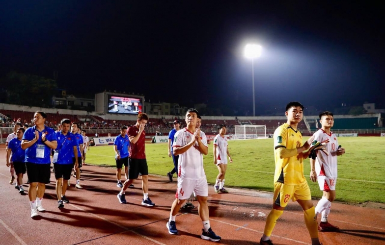 Why is Stand B completely empty despite the Vietnam National Team playing?