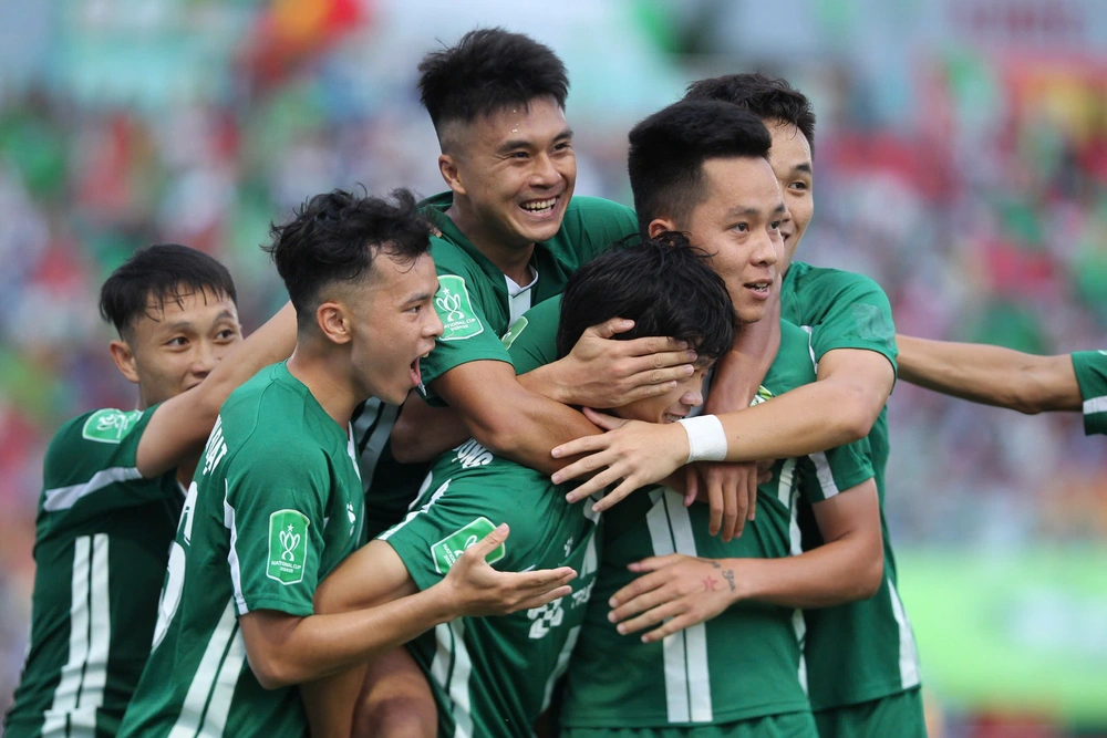 Công Phượng đưa Đồng Nai tới gần chức vô địch hạng Nhất, đã rất gần V-League - Ảnh 2.