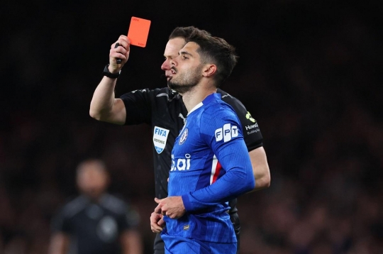 What did the Chelsea manager say after another player received a red card in the defeat to Arsenal?
