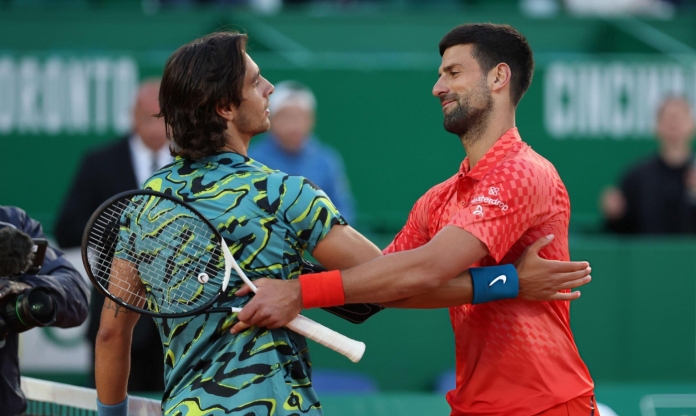 Djokovic vào bán kết Australian Open 2026 theo cách không ai ngờ tới