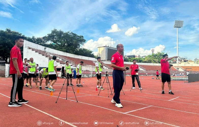 All referees successfully completed the fitness test.
