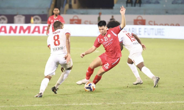 'Chuyên gia săn Tây' thừa nhận áp lực khi làm đội trưởng CAHN