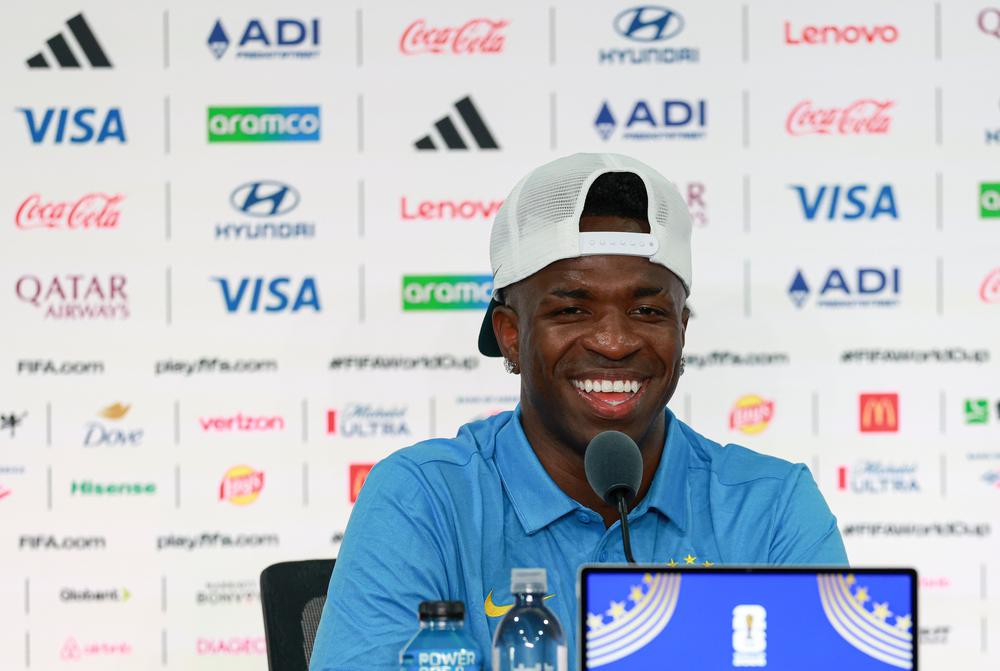 Vinicius và đế chế 16 nhà tài trợ: “Mỏ vàng” lớn nhất Real Madrid - Ảnh 1. Vinicius và đế chế 16 nhà tài trợ: “Mỏ vàng” lớn nhất Real Madrid - Ảnh 1.