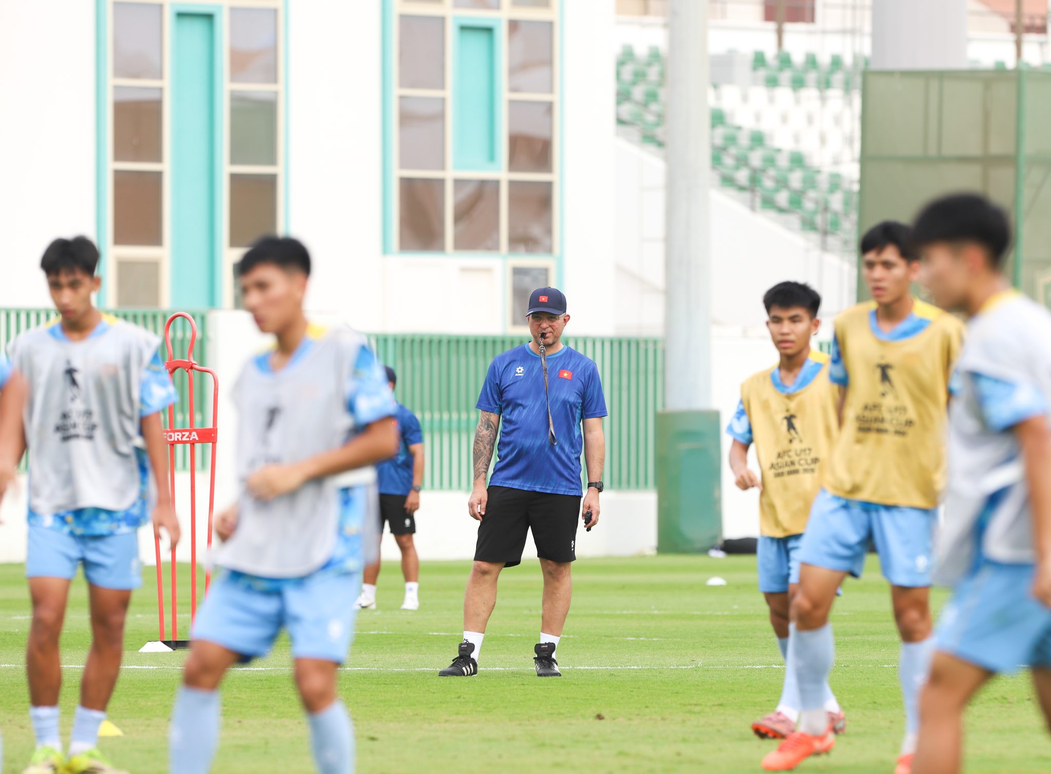 Đội trưởng U17 Việt Nam: 'Chúng tôi sẽ chắt chiu cơ hội trước Hàn Quốc' - Ảnh 2. Đội trưởng U17 Việt Nam: 'Chúng tôi sẽ chắt chiu cơ hội trước Hàn Quốc' - Ảnh 2.