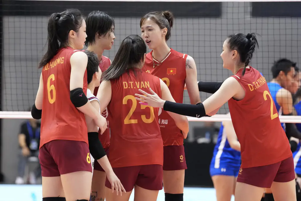 Điểm yếu đỡ bước 1 là căn bệnh trầm kha của bóng chuyền Việt Nam suốt mấy chục năm qua và chưa hề có dấu hiệu được cải thiện. Ảnh: SAVA Điểm yếu đỡ bước 1 là căn bệnh trầm kha của bóng chuyền Việt Nam suốt mấy chục năm qua và chưa hề có dấu hiệu được cải thiện. Ảnh: SAVA