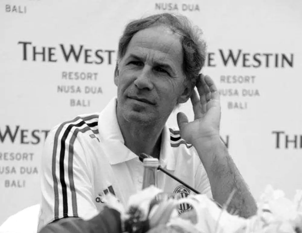 Huyền thoại Franco Baresi qua đời ở tuổi 66 - Ảnh 1. Baresi