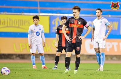 Hoàng Đức's team secured an 18-2 victory ahead of the Lunar New Year celebration.