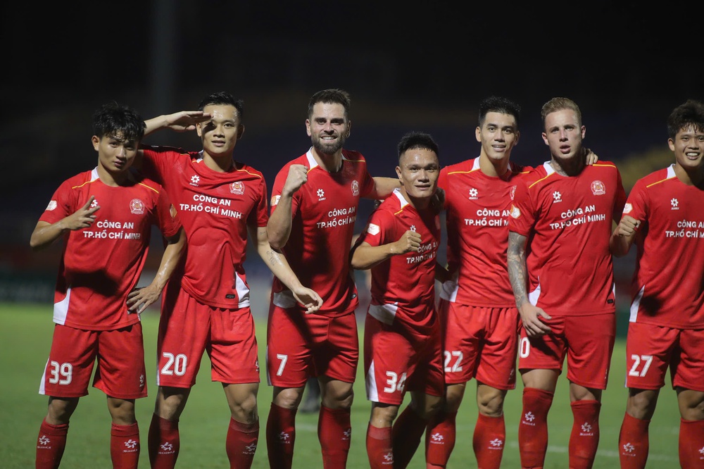 Tiến Linh hụt hơi cùng CLB Công an TP.HCM - Ảnh 2.