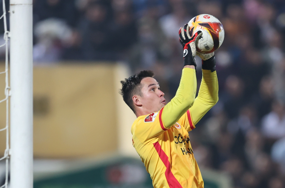 Patrik Lê Giang đấu Nguyễn Filip, áp lực kép tại Gò Đậu - Ảnh 2.