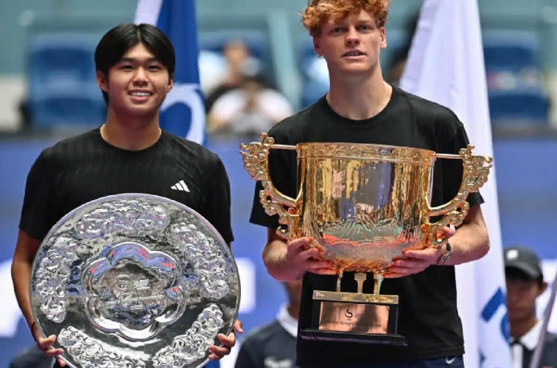 Jannik Sinner impressed by Vietnamese-American player Learner Tien