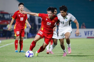 Top U23 striker called up to Vietnam national team
