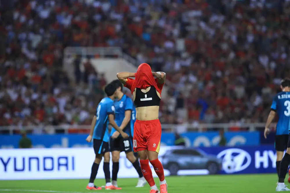 Cục diện ASEAN Cup 2026: ĐT Việt Nam tụt xuống thứ 3 bảng A, rơi vào thế khó - Ảnh 1. Cục diện ASEAN Cup 2026: ĐT Việt Nam tụt xuống thứ 3 bảng A, rơi vào thế khó - Ảnh 1.