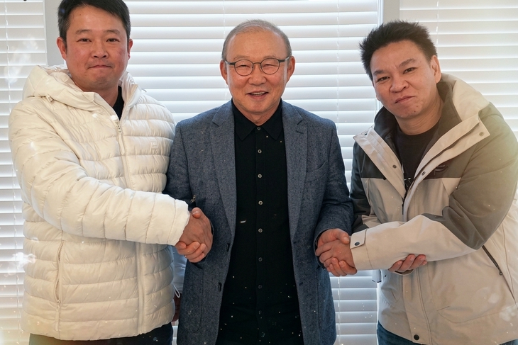 Báo Malaysia: 'HLV Park Hang Seo làm 'nóng' bóng đá Đông Nam Á' - Ảnh 1.