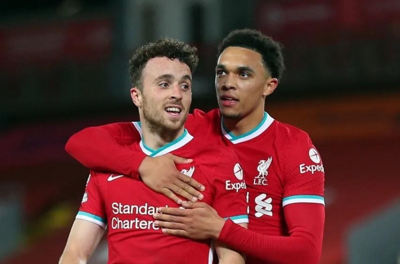 Arnold and Real Madrid pay special tribute to the late star Diogo Jota