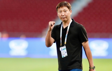 Coach Kim Sang Sik calls up '1.84m striker' to Vietnam U23 squad