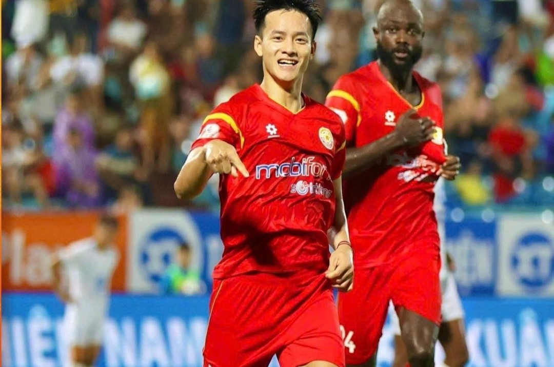 Vietnam U23 striker opens up after scoring against the reigning V-League champions