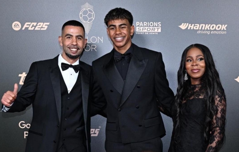 When did Lamine Yamal's parents get divorced?