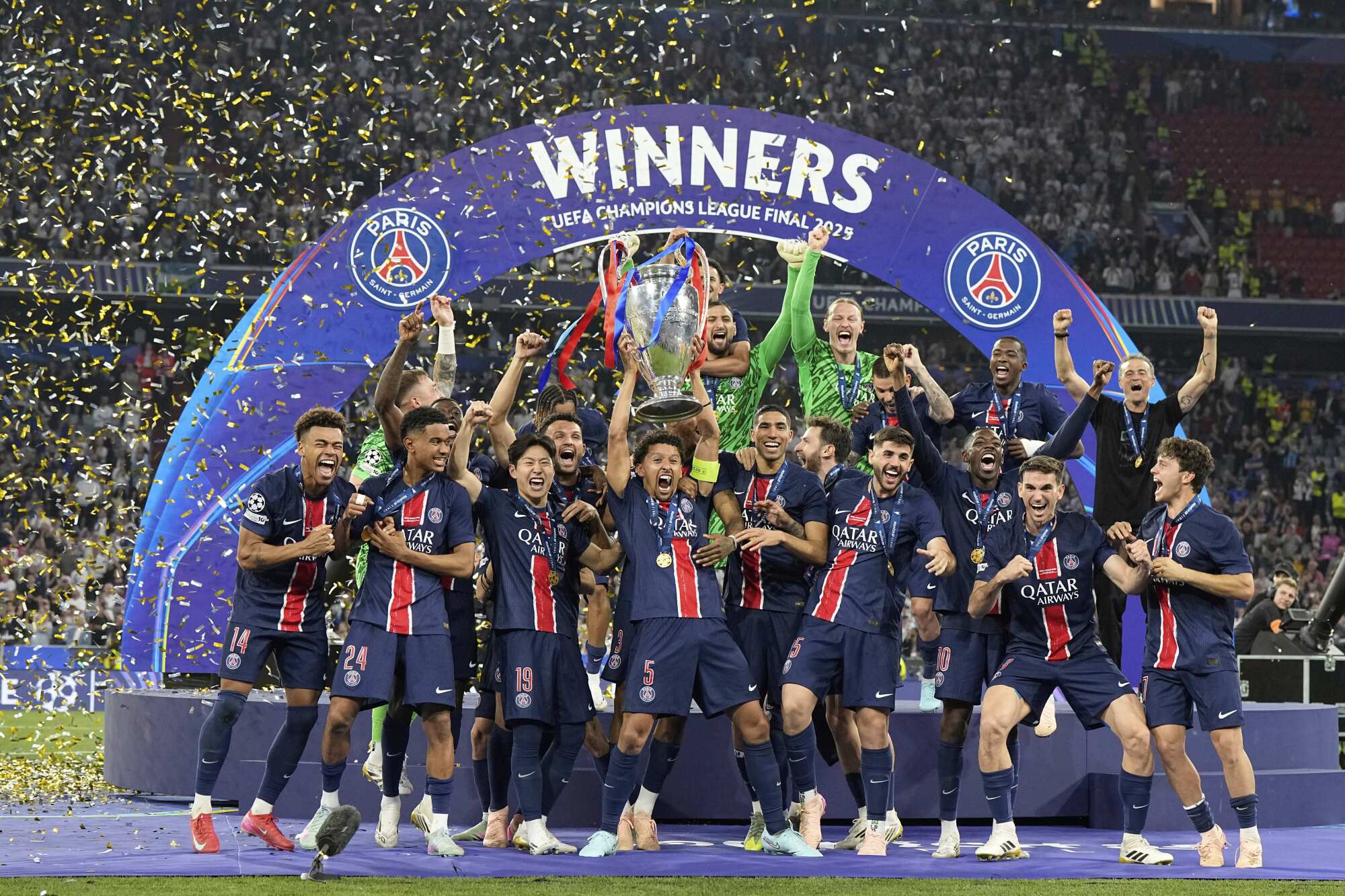 psg-va-danh-hieu-champions-league-cao-quy